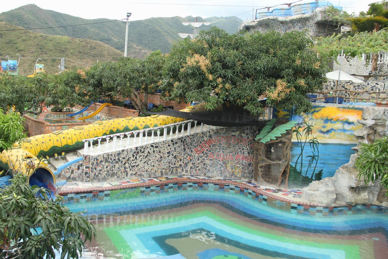 Hotel Hacienda Casa Blanca La Union  外观 照片