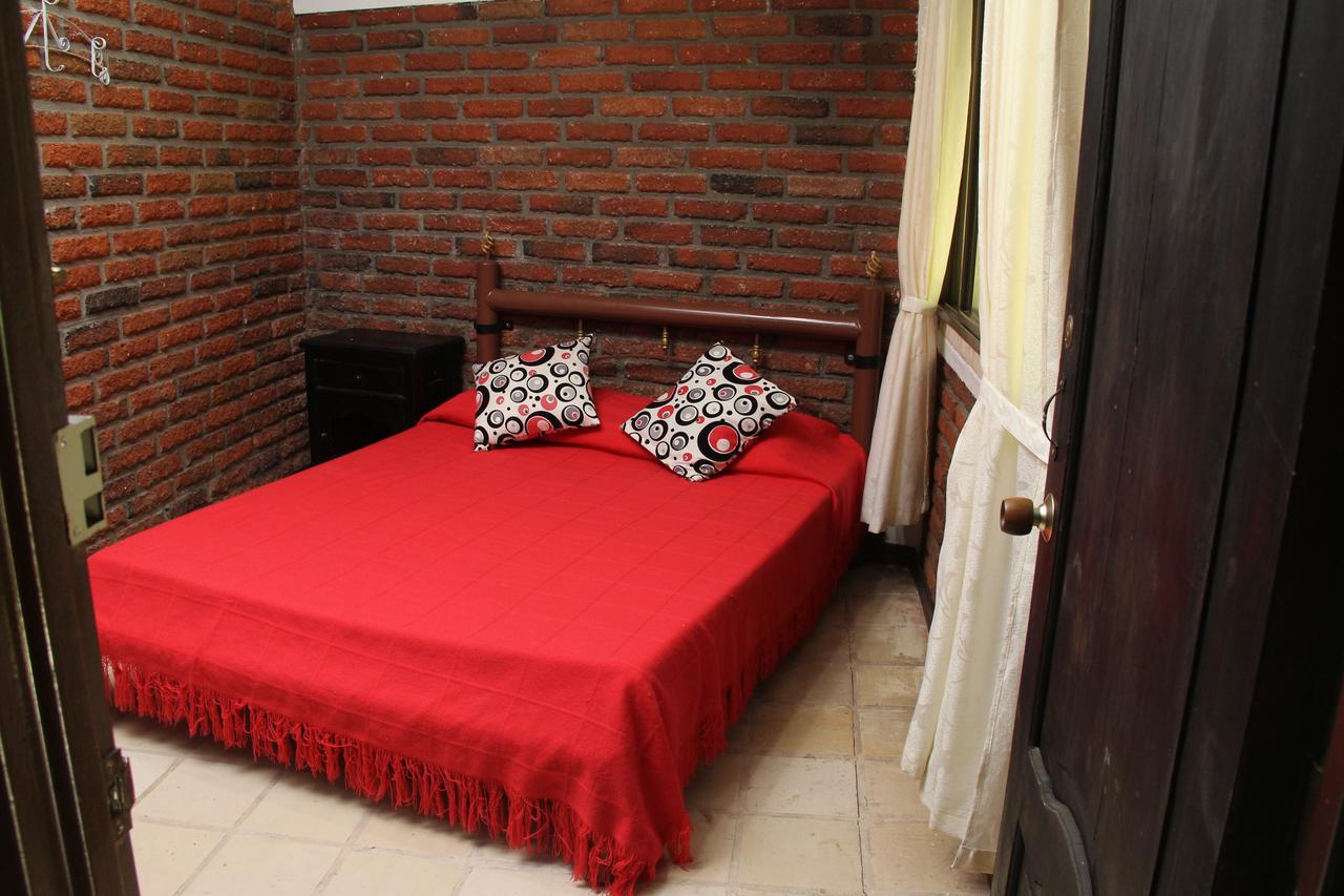 Hotel Hacienda Casa Blanca La Union  外观 照片