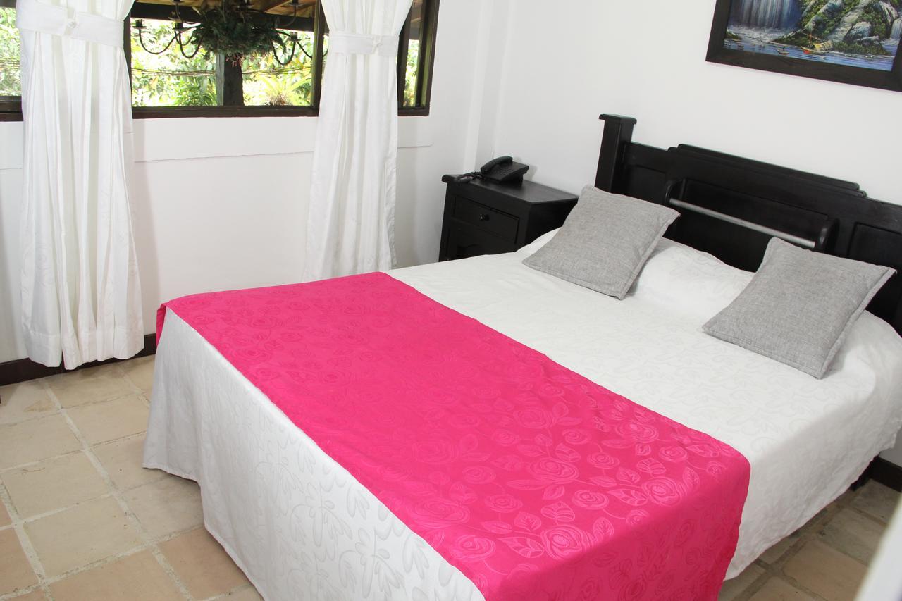Hotel Hacienda Casa Blanca La Union  外观 照片